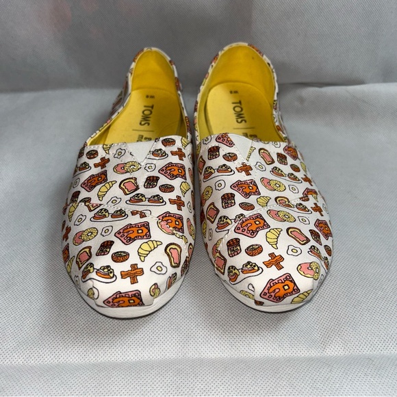 TOMS good morning breakfast pattern shoes size 8 - Picture 3 of 5